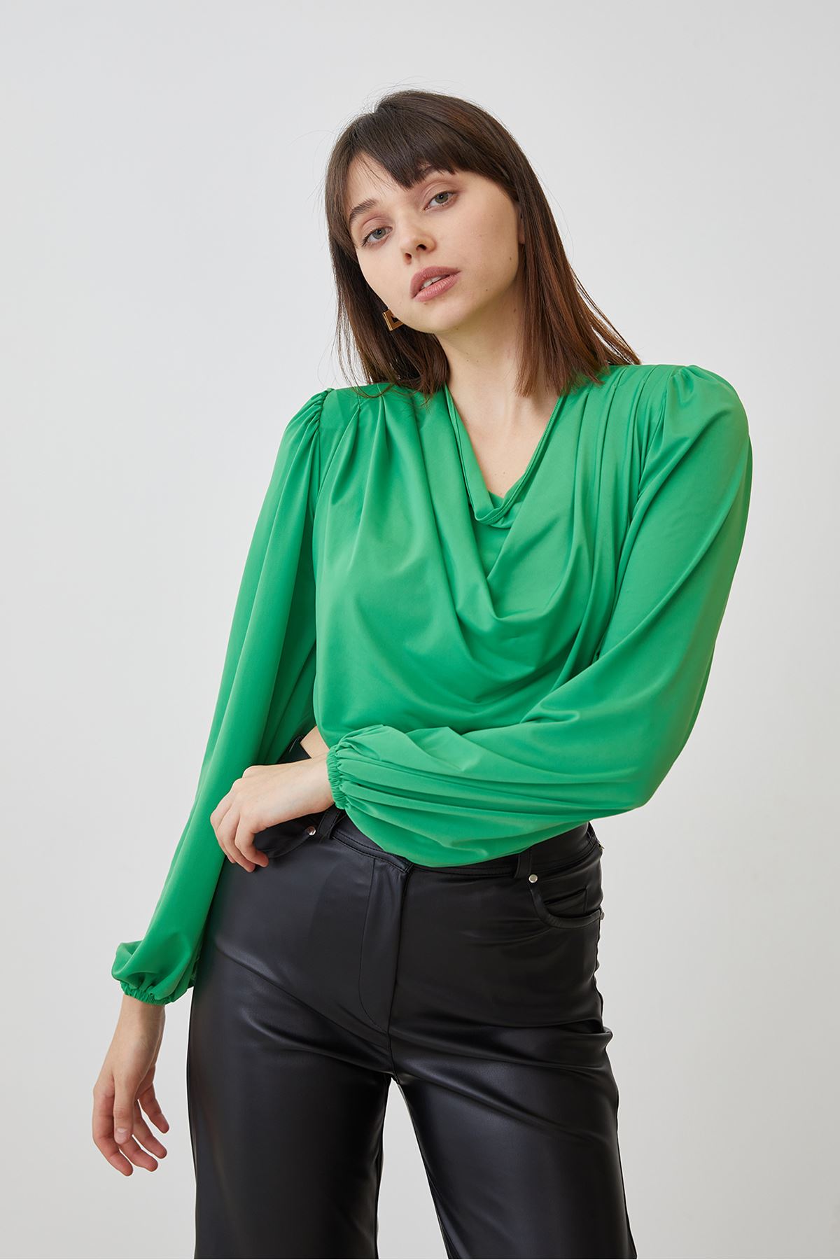 Omuz Pileli Bluz-Yeşil