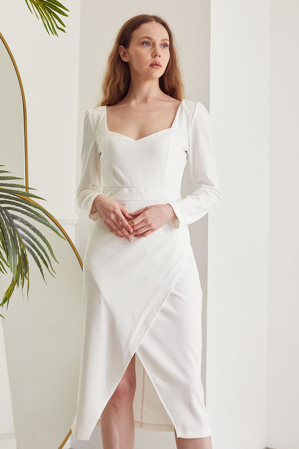 Yırtmaçlı Elbise-Beyaz